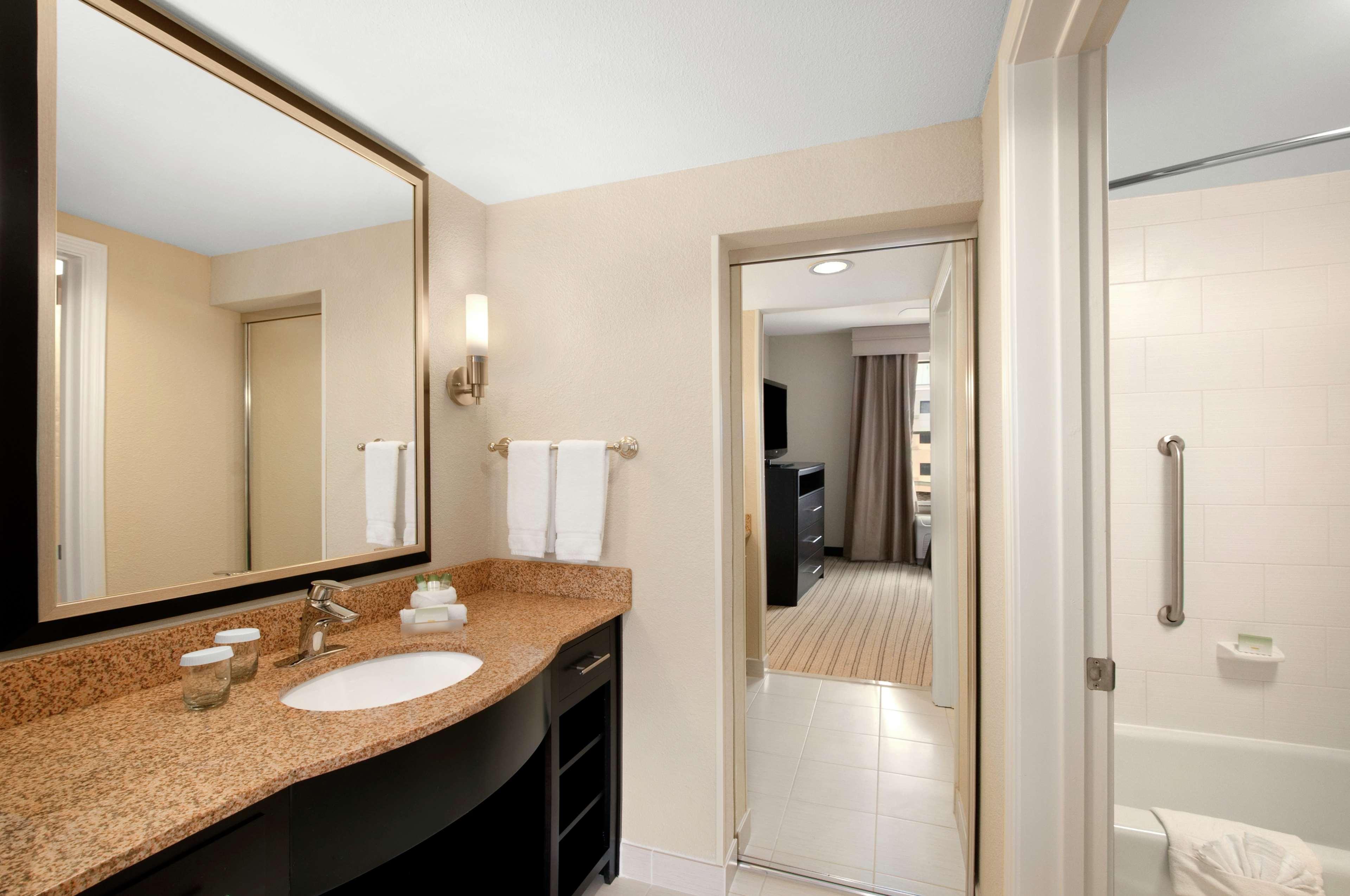 Homewood Suites By Hilton Fort Worth West At Cityview Номер фото